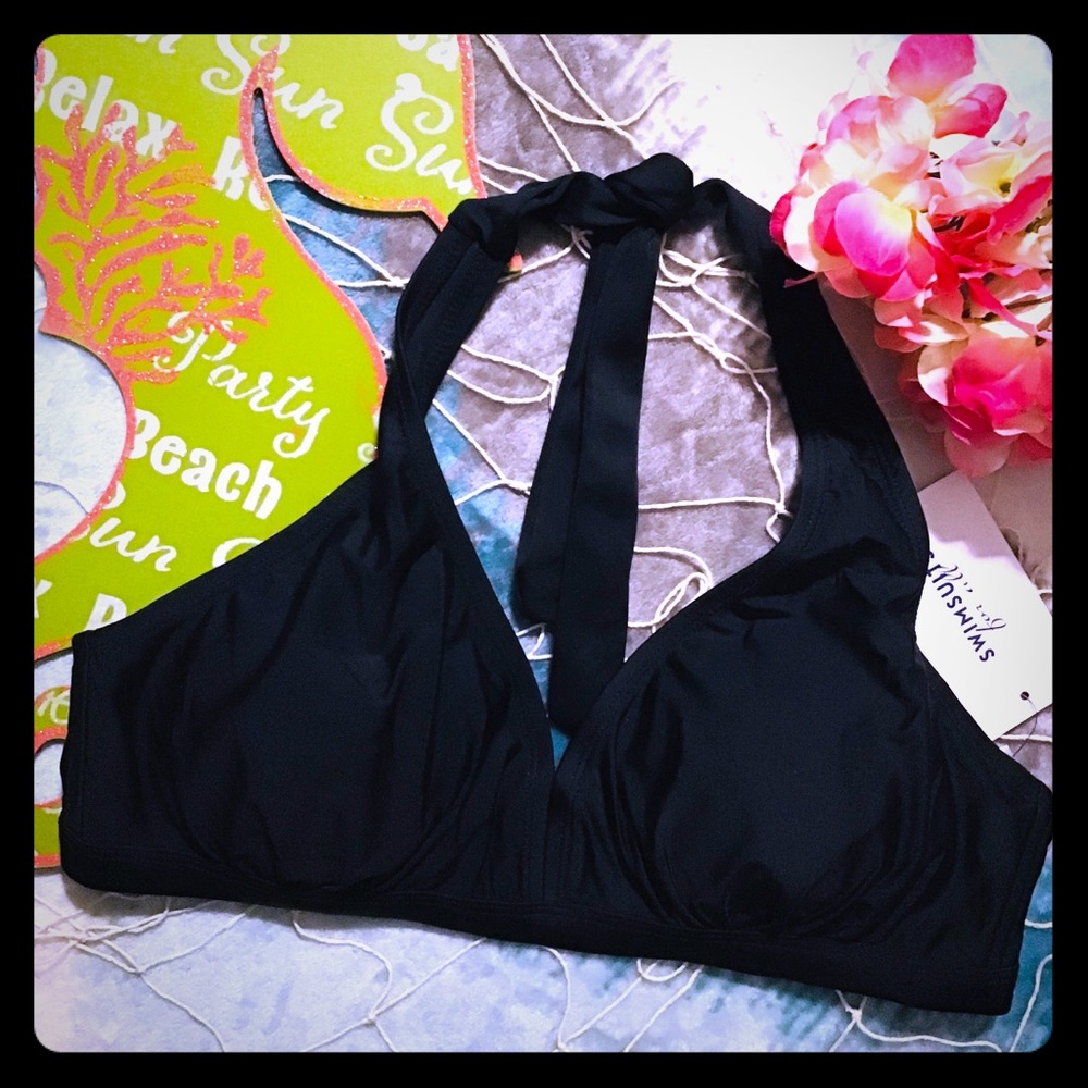 👙NWT SFA HALTER BIKINI TOP